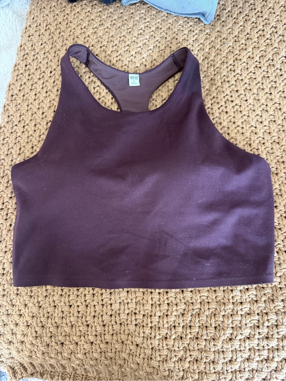 Uniqlo High-Neck Sports bra/tank - Plum
